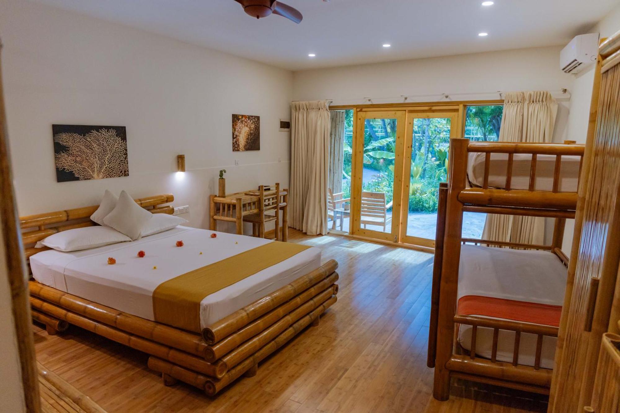 Ecoboo Maldives Hotel Thinadhoo  Buitenkant foto